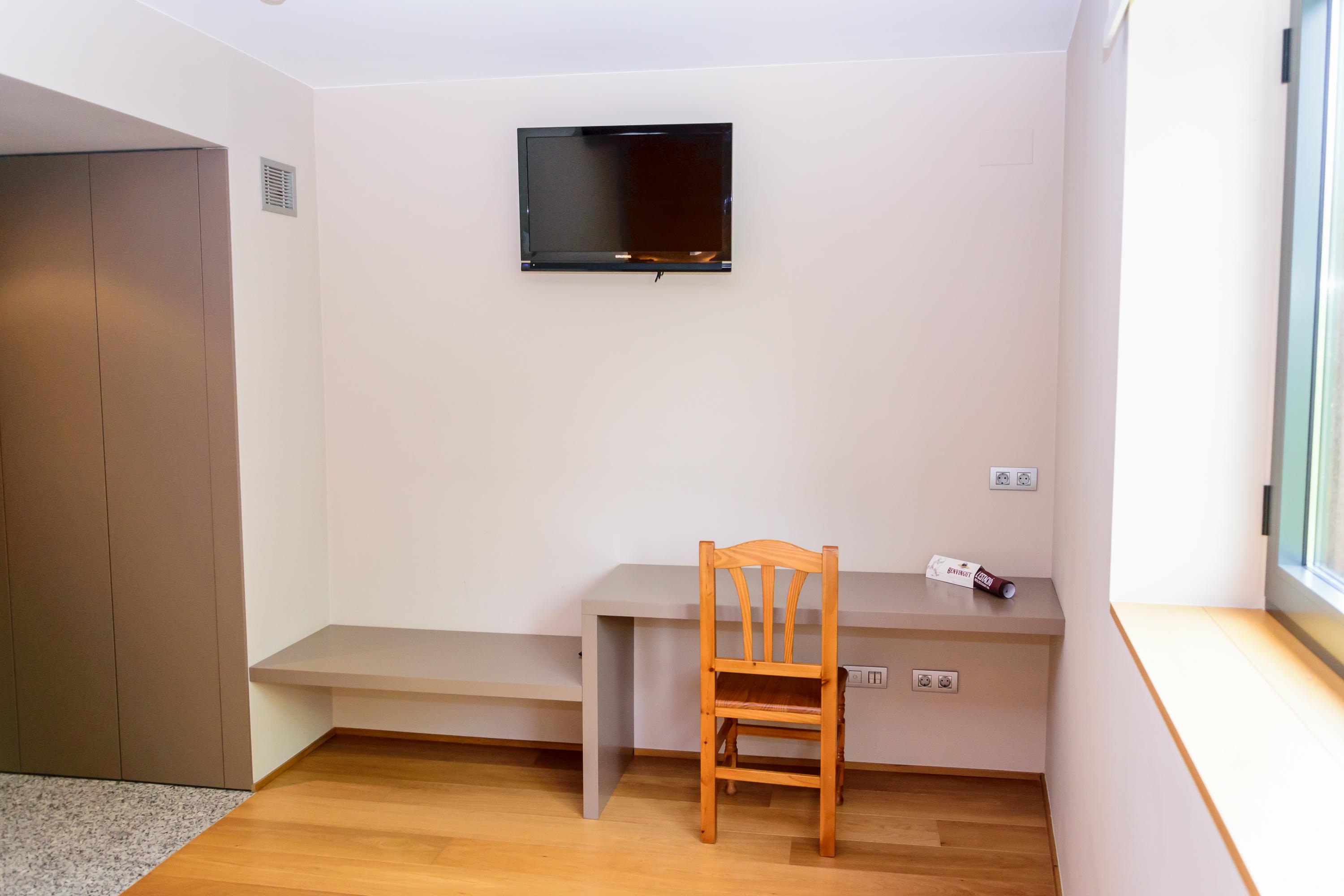 Hotel Estacio (Adults Only) Olot Luaran gambar
