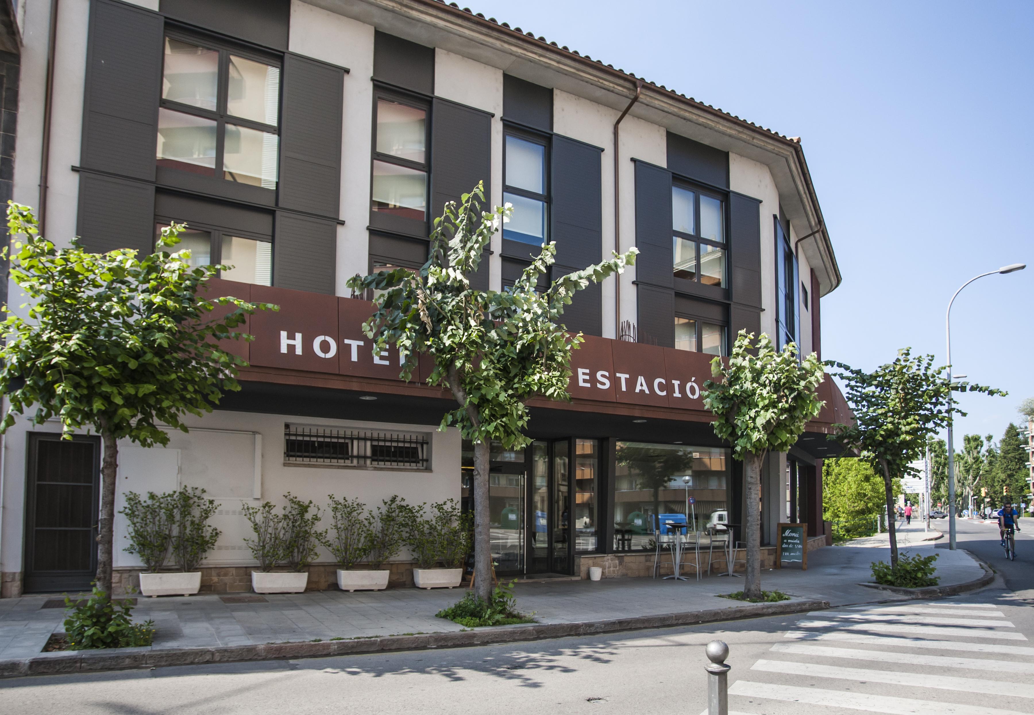 Hotel Estacio (Adults Only) Olot Luaran gambar