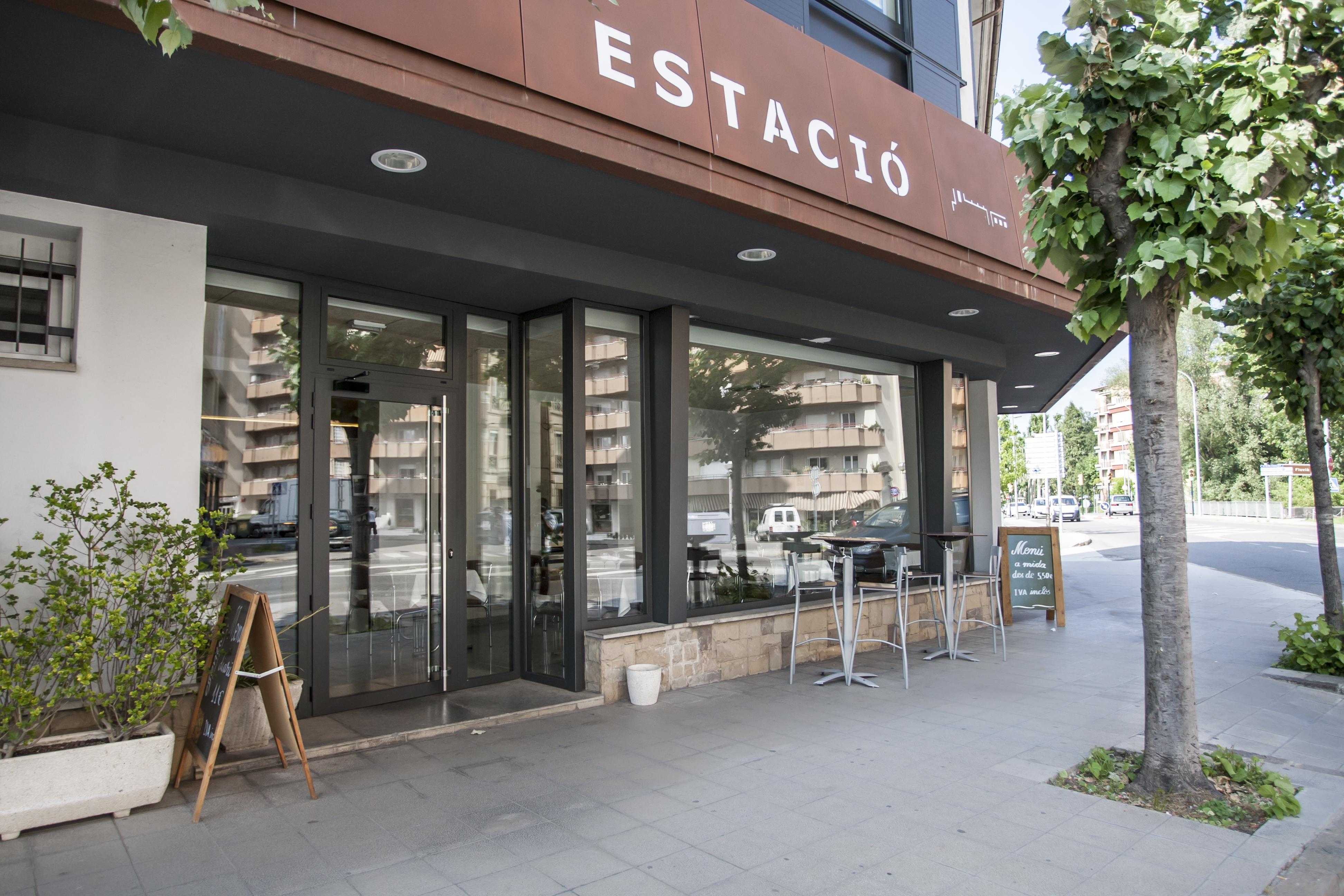 Hotel Estacio (Adults Only) Olot Luaran gambar