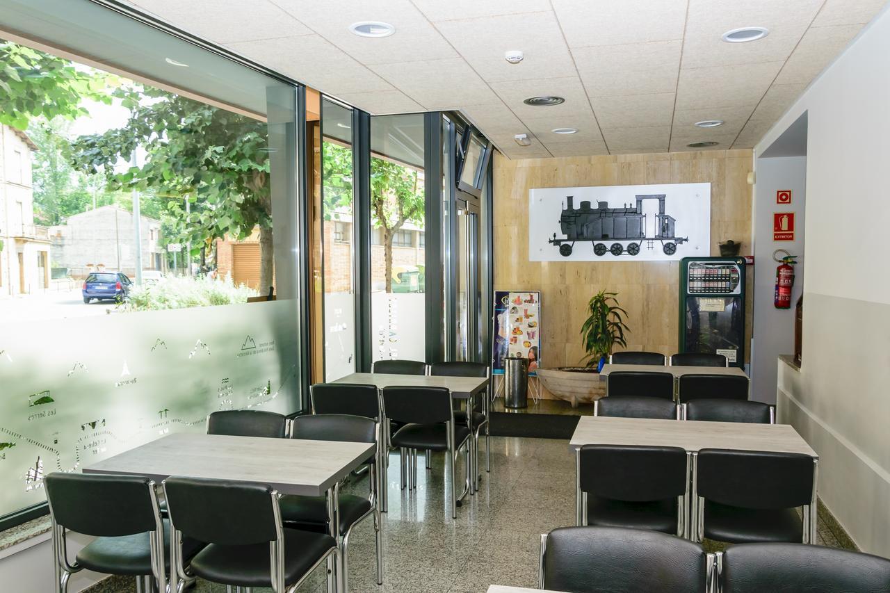 Hotel Estacio (Adults Only) Olot Luaran gambar