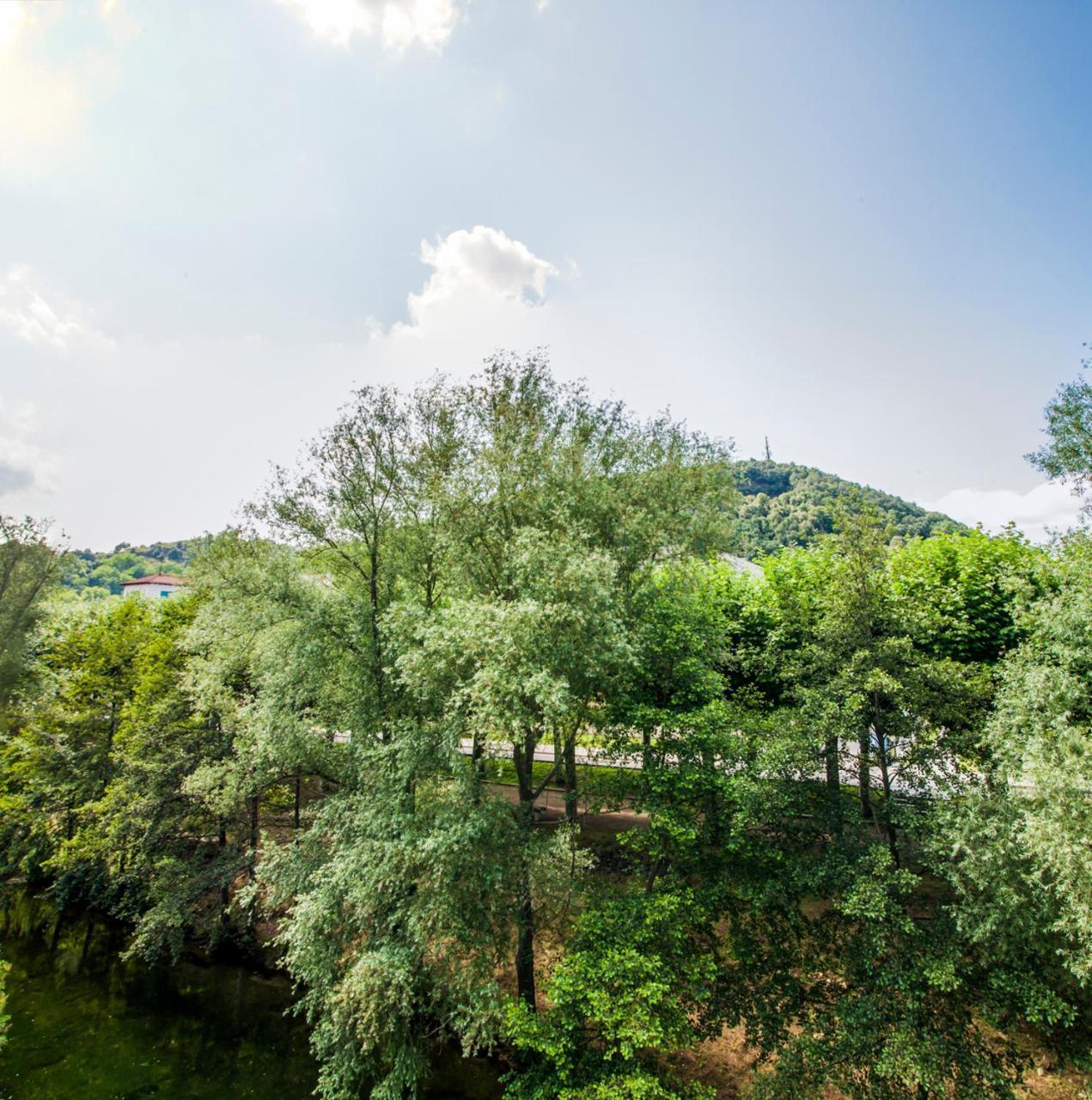 Hotel Estacio (Adults Only) Olot Luaran gambar