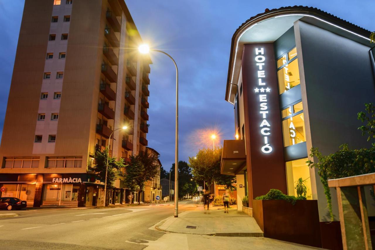 Hotel Estacio (Adults Only) Olot Luaran gambar